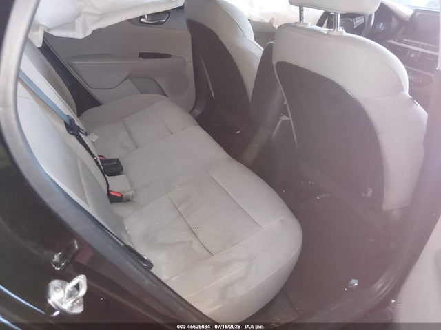 2019 KIA FORTE LXS 8