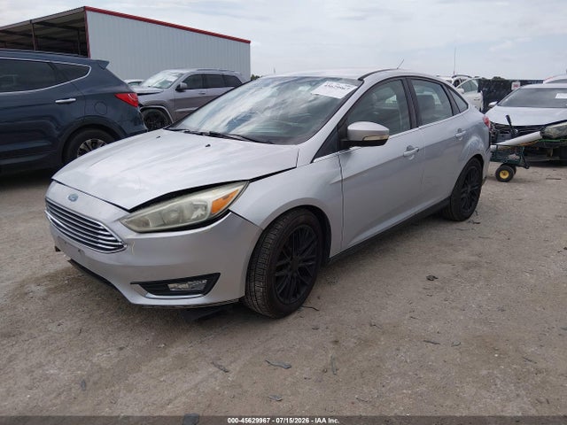 2015 FORD FOCUS TITANIUM 照片 2