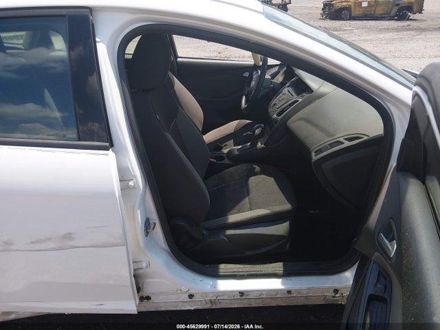 صورة 5 لـ 2014 FORD FOCUS SE