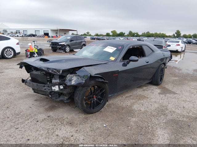 صورة 2 لـ 2019 Dodge CHALLENGER R/T