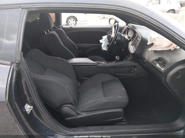 صورة 5 لـ 2019 Dodge CHALLENGER R/T