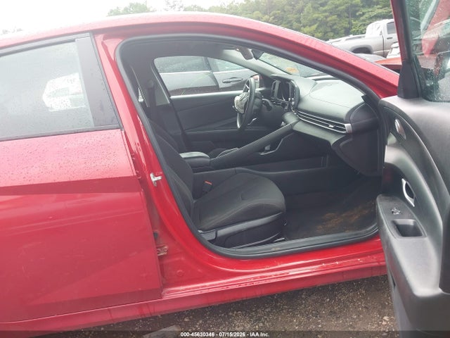 صورة 5 لـ 2021 Hyundai ELANTRA SEL