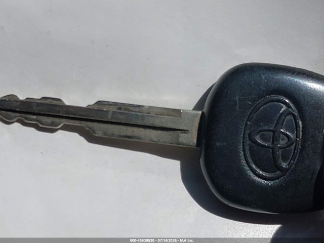 2006 Toyota MATRIX thumbnail 11