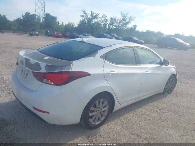 2016 Hyundai ELANTRA SE — фото 4