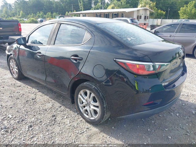 صورة 3 لـ 2017 Toyota YARIS IA