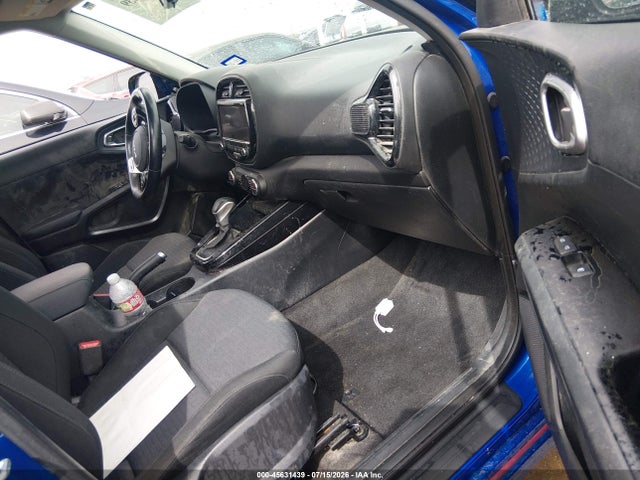 2022 KIA SOUL GT-LINE photo 5