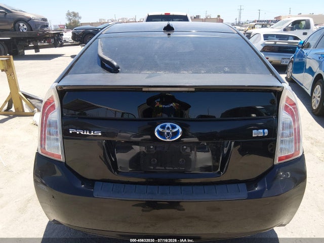 2015 Toyota PRIUS FOUR 缩略图 15