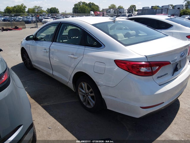 2015 Hyundai SONATA SE — фото 3