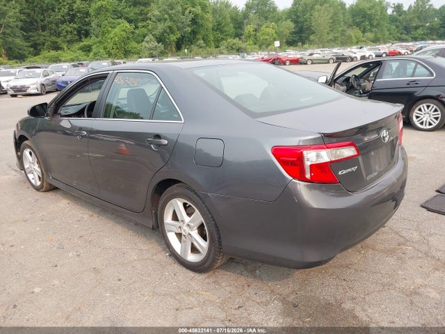 صورة 3 لـ 2012 Toyota CAMRY SE