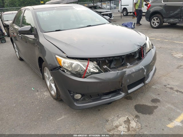 صورة 6 لـ 2012 Toyota CAMRY SE