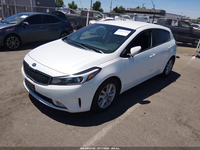 صورة 2 لـ 2017 KIA FORTE LX