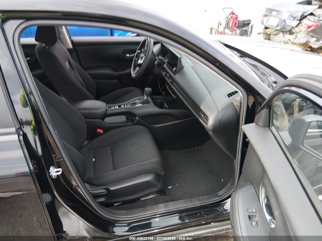 2023 HONDA HR-V AWD LX 5