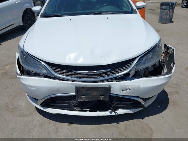 صورة 6 لـ 2016 Chrysler 200 C PLATINUM