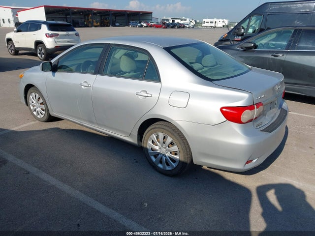 2013 Toyota COROLLA LE 照片 3