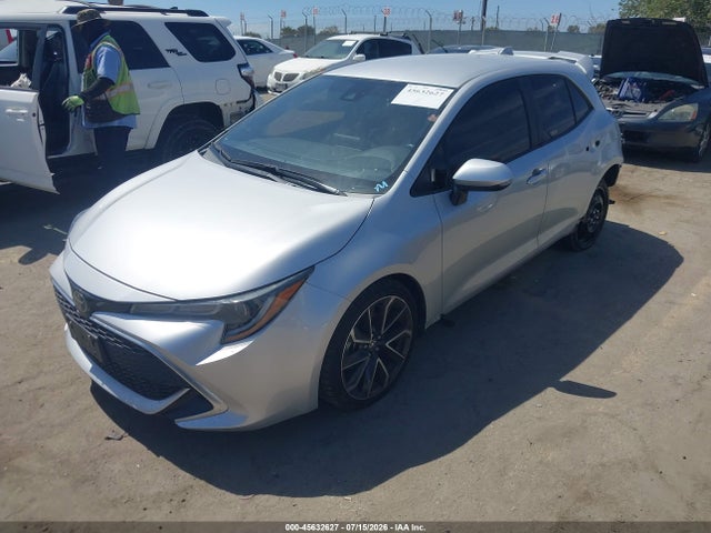 2020 Toyota COROLLA XSE photo 2