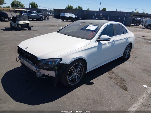 2017 Mercedes-BENZ E 300 — фото 2