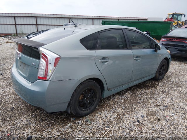 2013 Toyota PRIUS TWO 照片 4