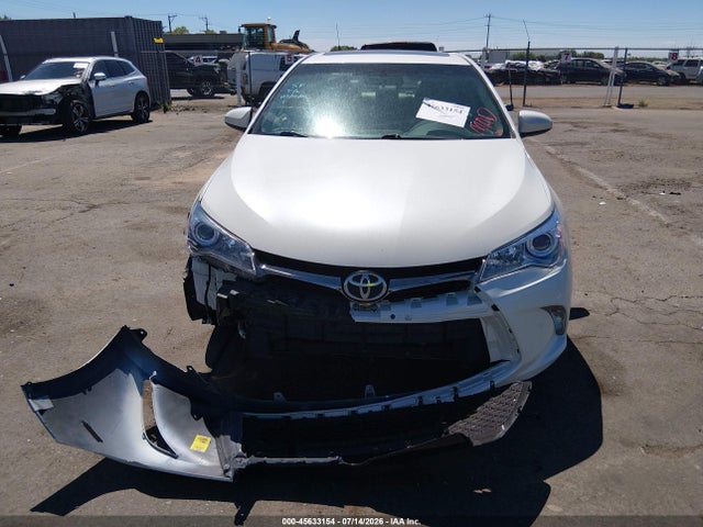 2015 Toyota CAMRY SE 照片 6