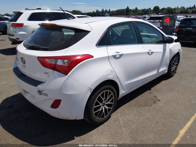 2016 Hyundai ELANTRA GT — фото 4