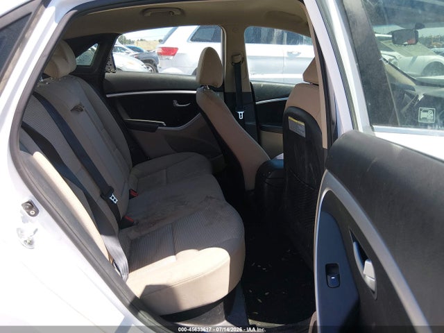 2016 Hyundai ELANTRA GT — фото 8