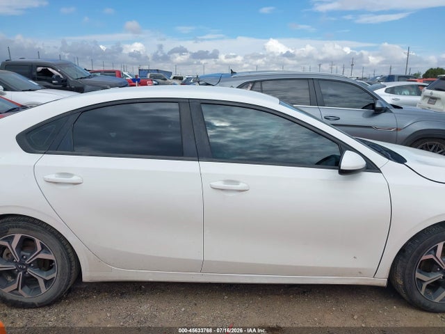 2019 KIA FORTE LXS 14