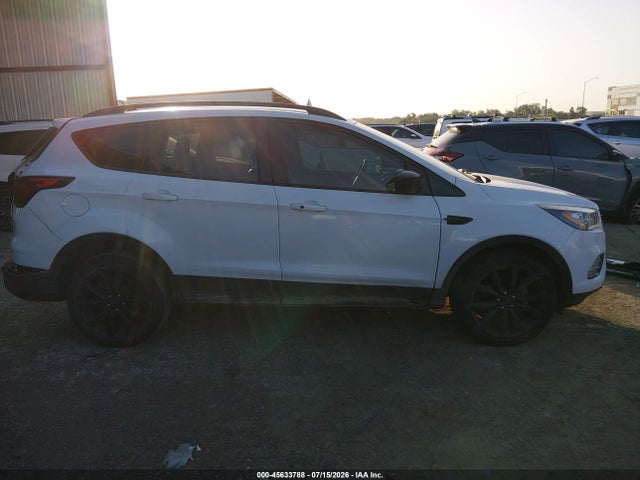 2019 FORD ESCAPE SE 14