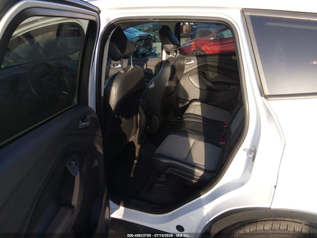 2019 FORD ESCAPE SE 8