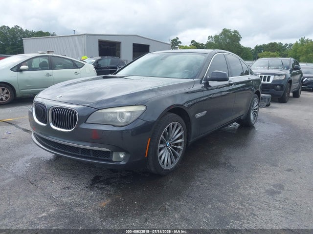 2012 BMW 740I 照片 2