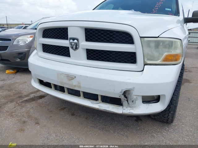 2012 RAM 1500 EXPRESS 照片 6