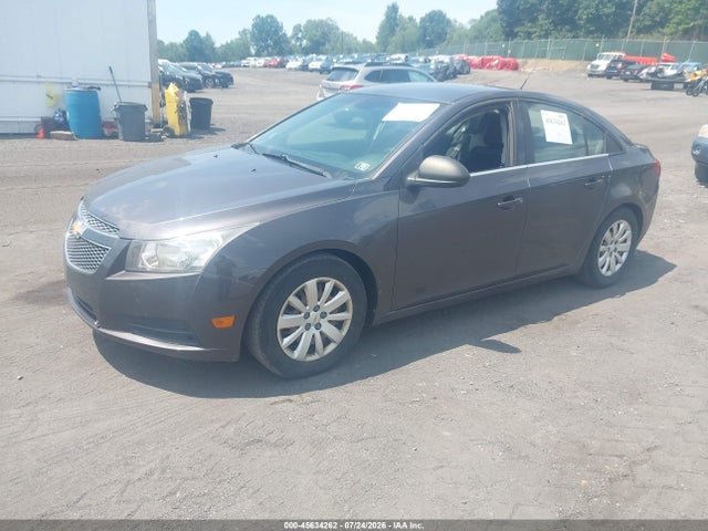 صورة 2 لـ 2011 Chevrolet CRUZE LS