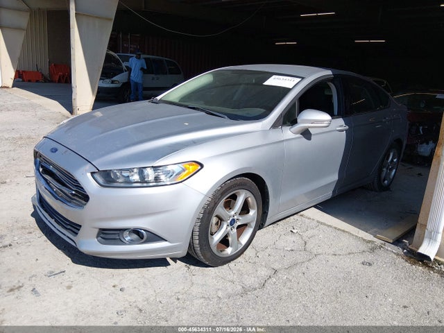 2016 FORD FUSION SE 照片 2