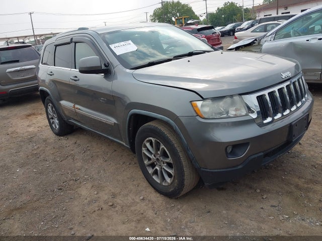 2011 JEEP GRAND CHER LAREDO