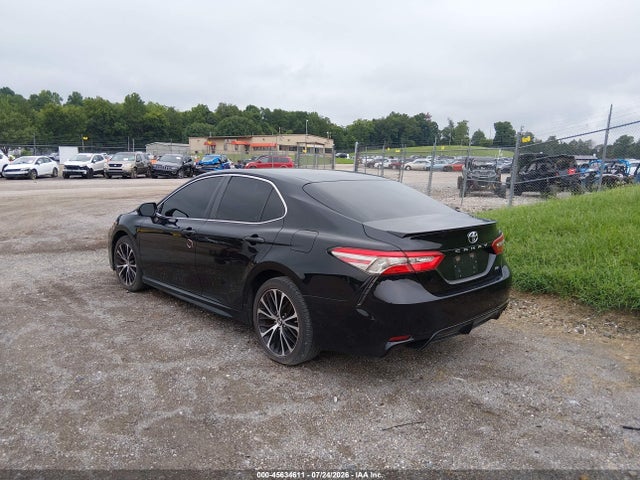 2018 Toyota CAMRY SE — фото 3