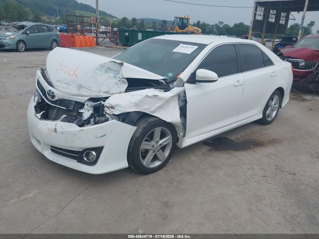 صورة 2 لـ 2014 Toyota CAMRY SE