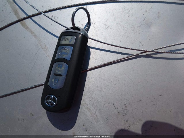 2019 TOYOTA YARIS LE 11