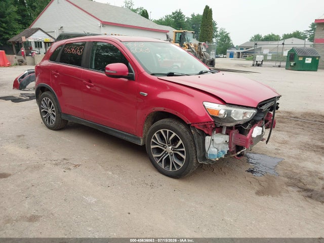 2016 MITSUBISHI OUT 2.0 ES