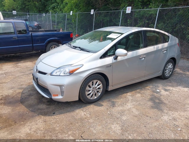 2012 Toyota PRIUS PLUG-IN 照片 2