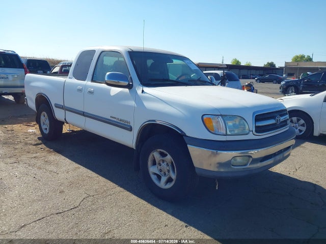 2002 Toyota TUNDRA SR5 V8 photo 1
