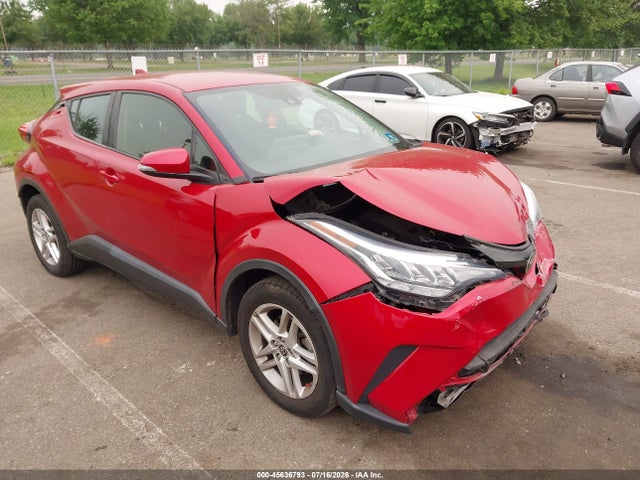 2020 TOYOTA C-HR LE