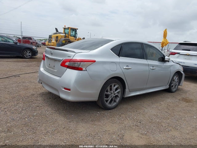 2015 Nissan SENTRA SR — фото 4