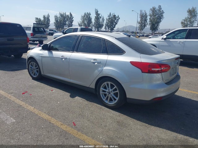 2016 FORD FOCUS SE 照片 3