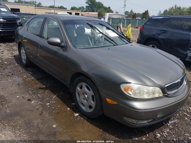 2000 INFINITI I30 LUXURY/TOURING