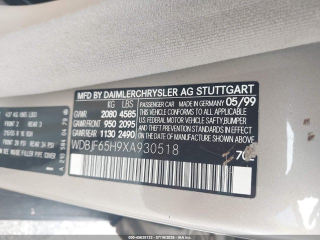 صورة 9 لـ 1999 Mercedes-BENZ E 320