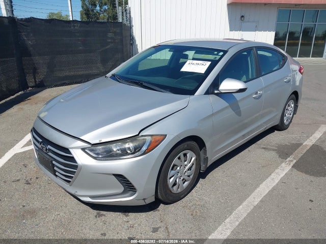 صورة 6 لـ 2017 Hyundai ELANTRA SE