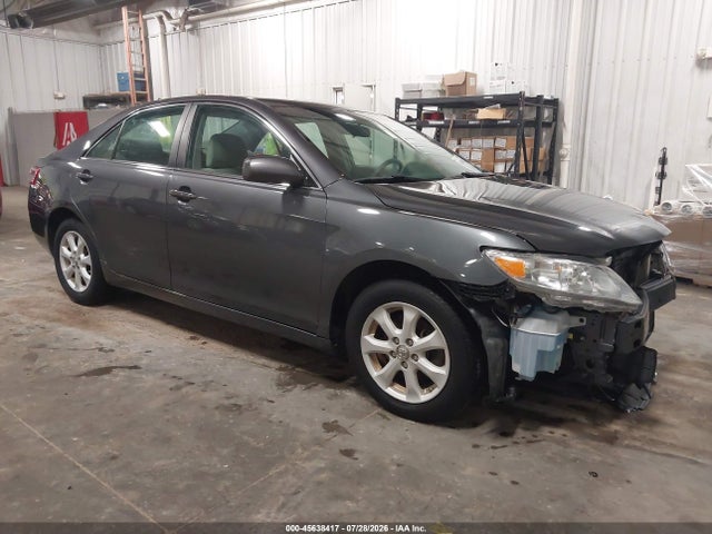 2010 TOYOTA CAMRY LE