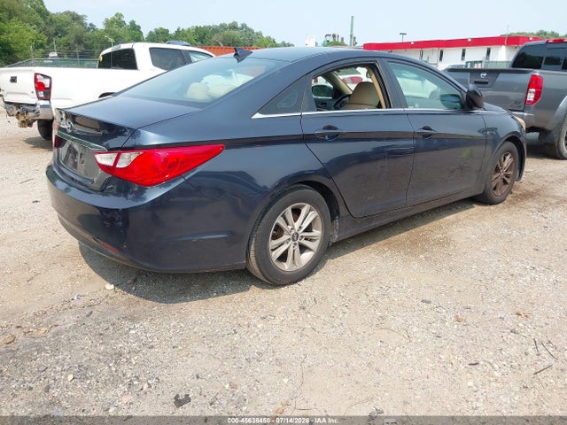 2013 Hyundai SONATA GLS 照片 4