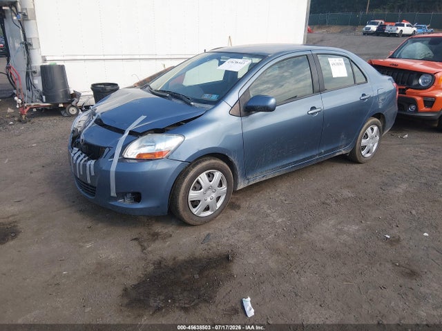 2011 Toyota YARIS 照片 2