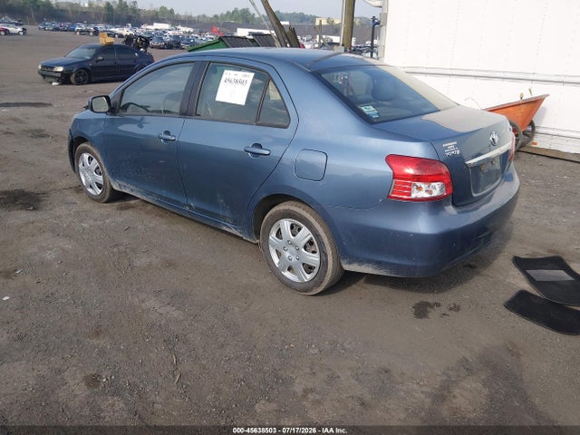 2011 Toyota YARIS 照片 3