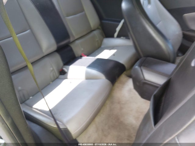 صورة 8 لـ 2013 Chevrolet CAMARO 2LT