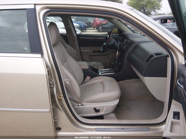 صورة 5 لـ 2006 Chrysler 300C